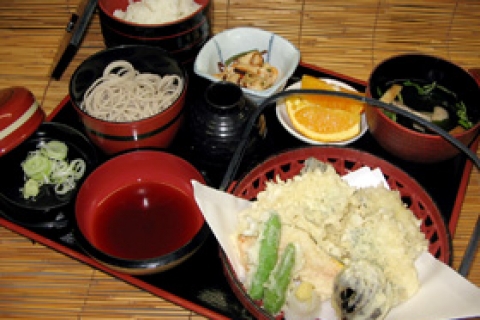 甚兵衛茶屋 〒286-0006 千葉県成田市北須賀１６９９ うなぎの天ぷら定食