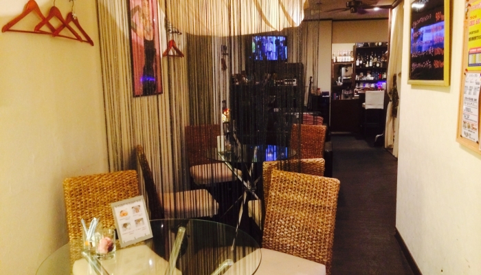 バニーホップスカフェ 〒286-0011 千葉県成田市玉造3-6-8 緑館ビル101