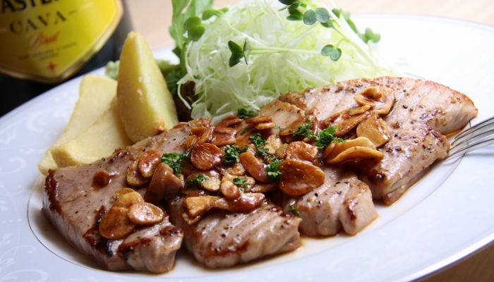 MAGURO BISTRO WA‐FU 〒286-0048 千葉県成田市公津の杜3-6-5