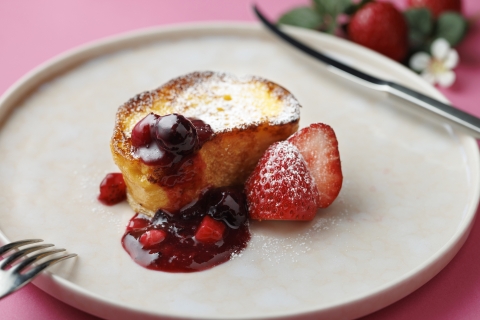 ホテル日航成田　カジュアル・リゾート・ダイニング セリーナ 〒286-0106 千葉県成田市取香500 【2月】ランチ・ディナー共通：フレンチトースト